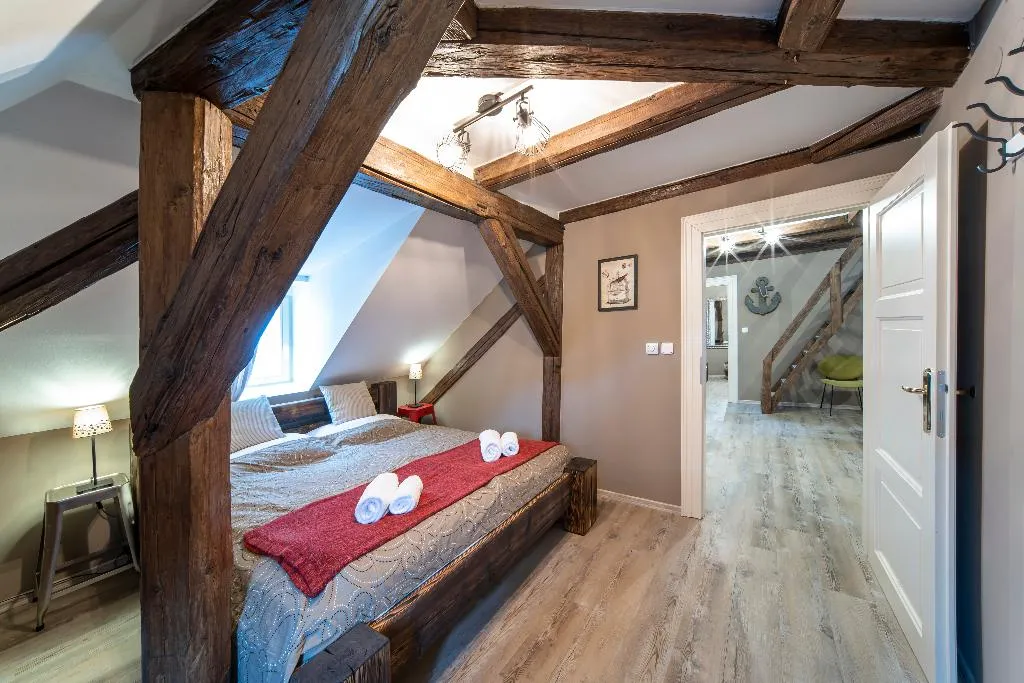 APARTMENT DELUXE THREE BEDROOM Room, Old Town - Aparthotel Michalska, Prague