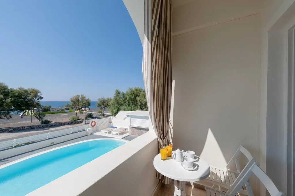 General view, Anemos beach lounge, Santorini