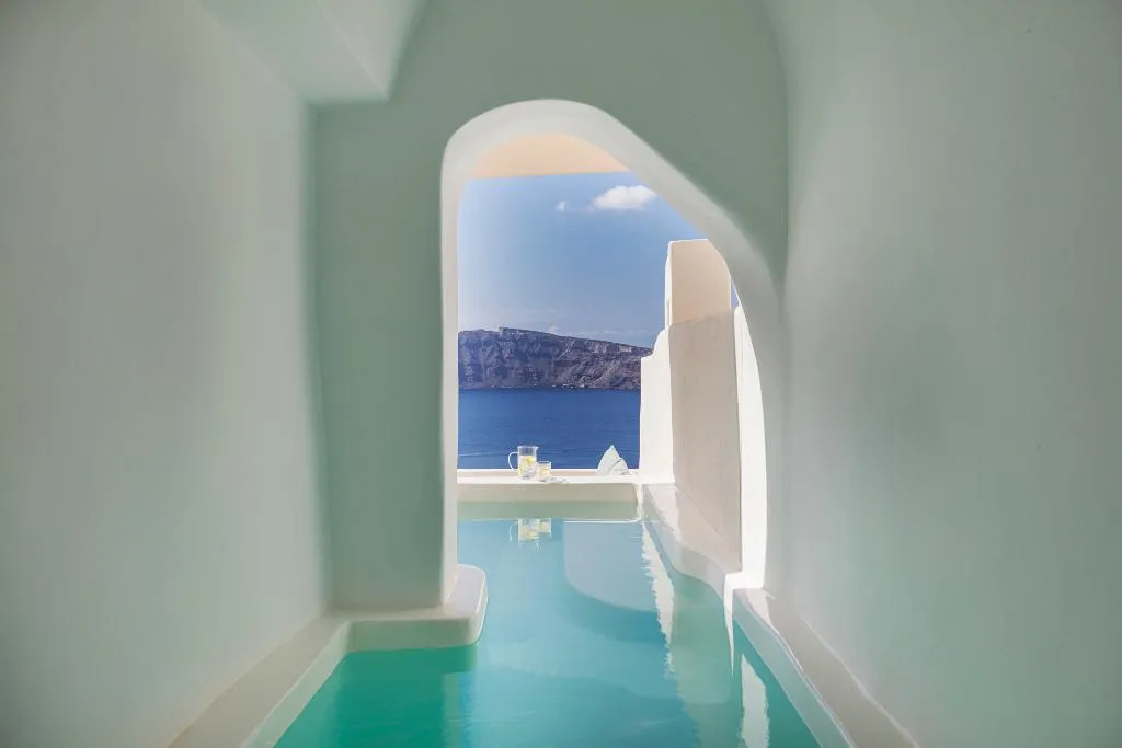 SUITE WITH PRIVATE POOL Room, Canaves Oia Suites, Santorini