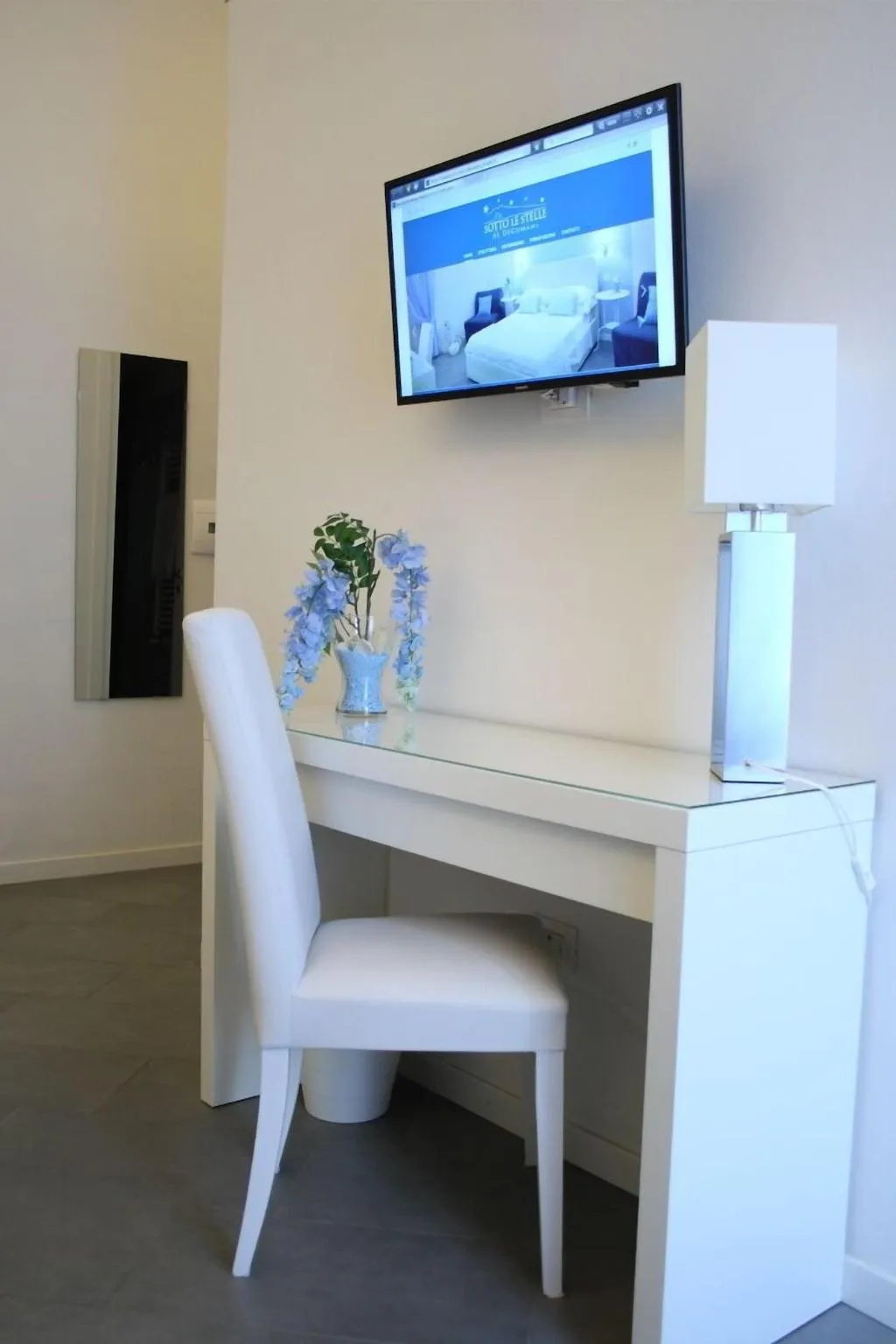 Room, Sotto Le Stelle Ai Decumani, Naples