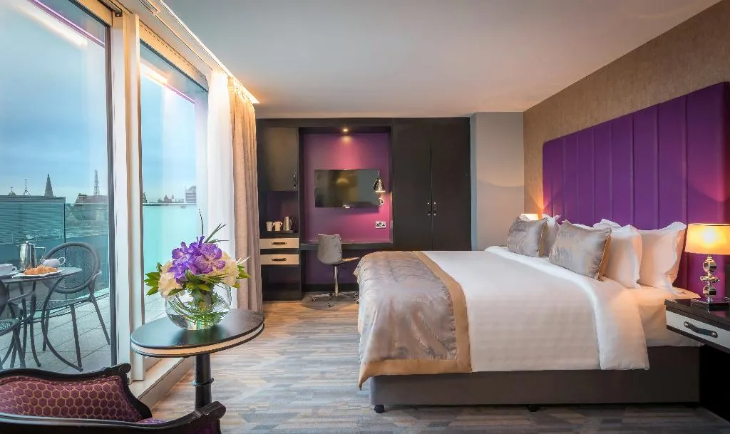 SINGLE DELUXE Room, Trinity City Hotel, Dublin