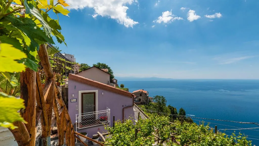 DOUBLE GARDEN VIEW Room, Albergo Diffuso Bacco Furore, Naples