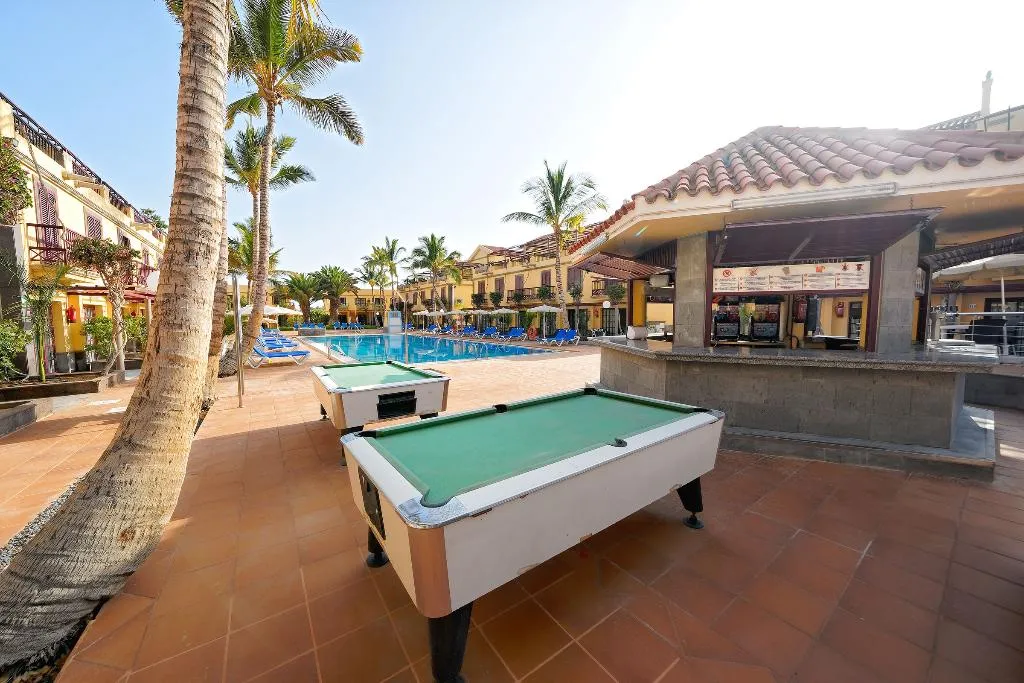 Terrace, Maspalomas Oasis Club, Gran Canaria