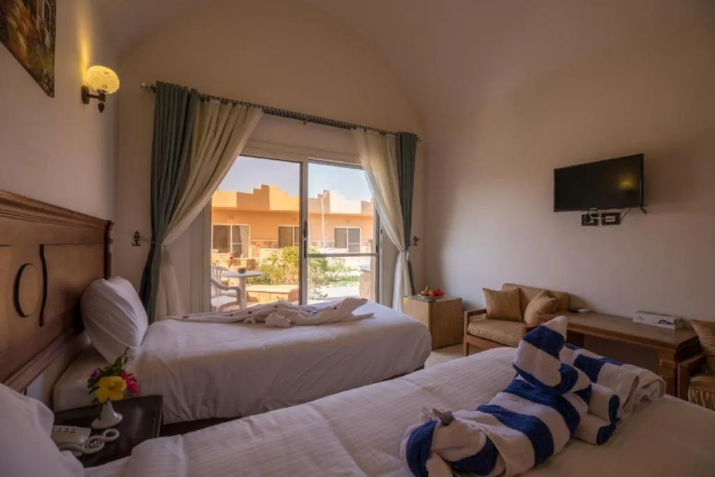 TWIN DELUXE GARDEN VIEW Room, Silver Beach Boutique Hotel, Red Sea Riviera