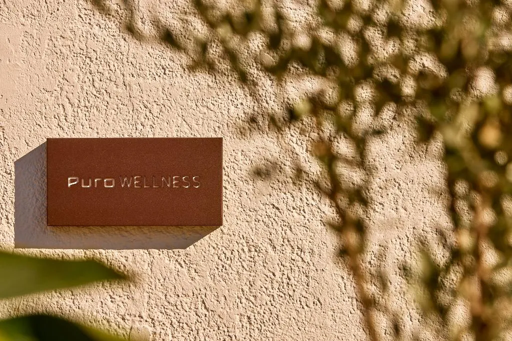 Sports and Entertainment, Purobeach Resort Santa Ponsa, Majorca