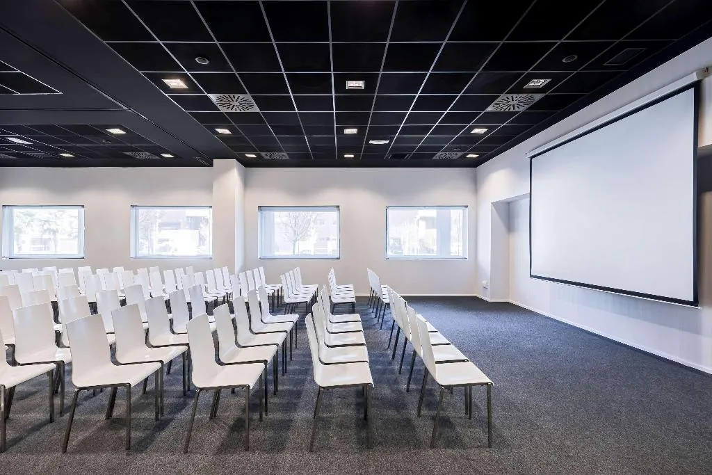 Conferences, Zentral Castellana Norte, Madrid