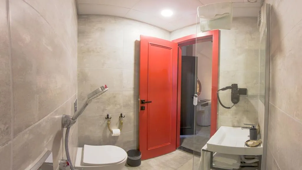 Room, Golden Sun, Antalya