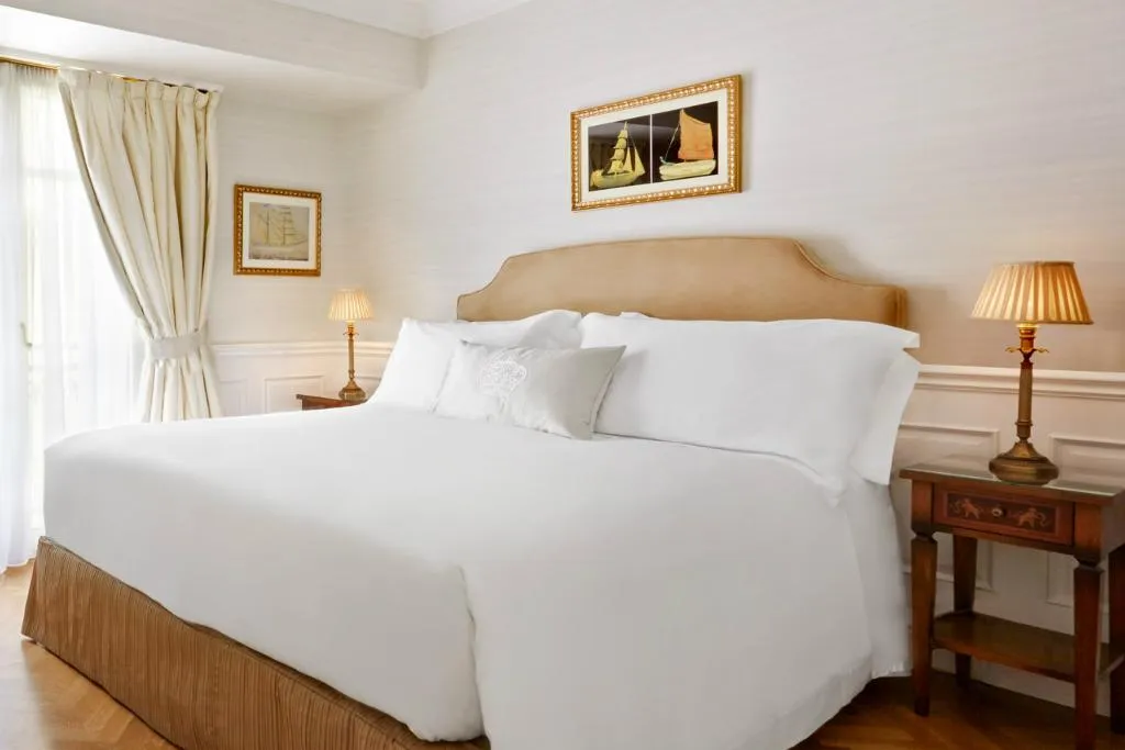 Room, King George A Luxury Collection Hotel, Athens