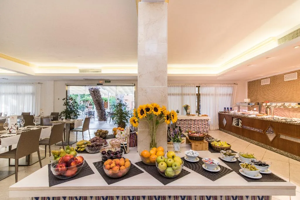 Restaurant, Baviera Hotel, Majorca