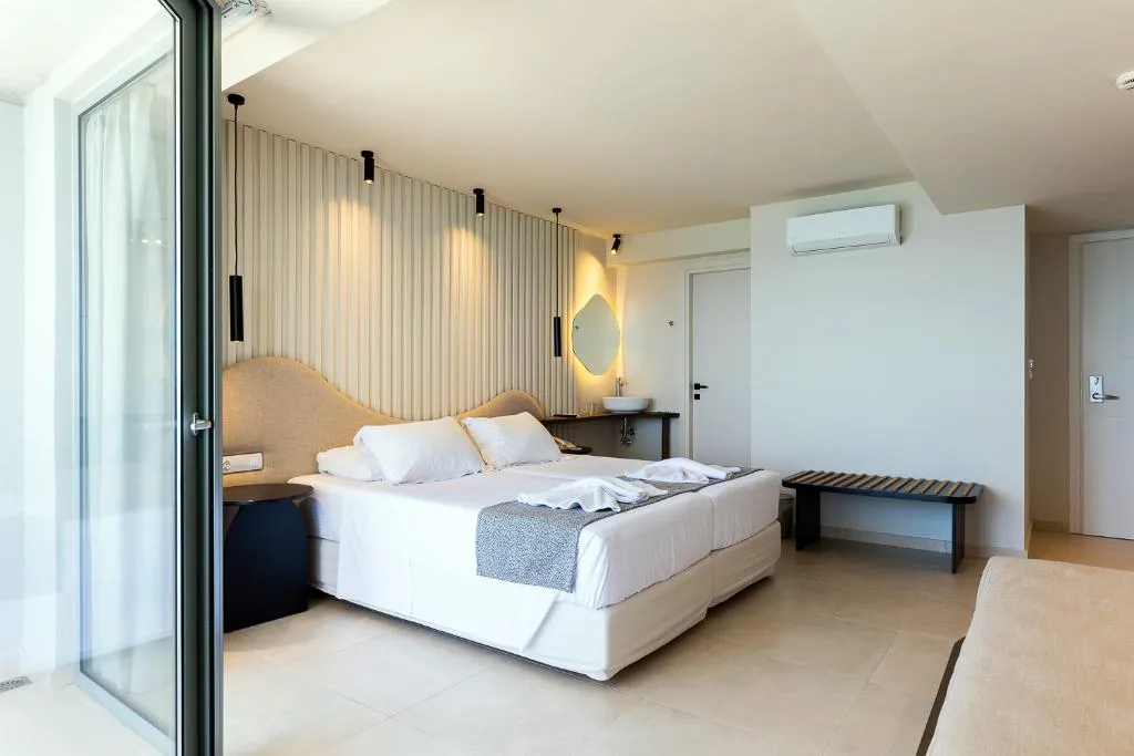 JUNIOR SUITE SEA VIEW Room, Alia Beach Hotel, Crete