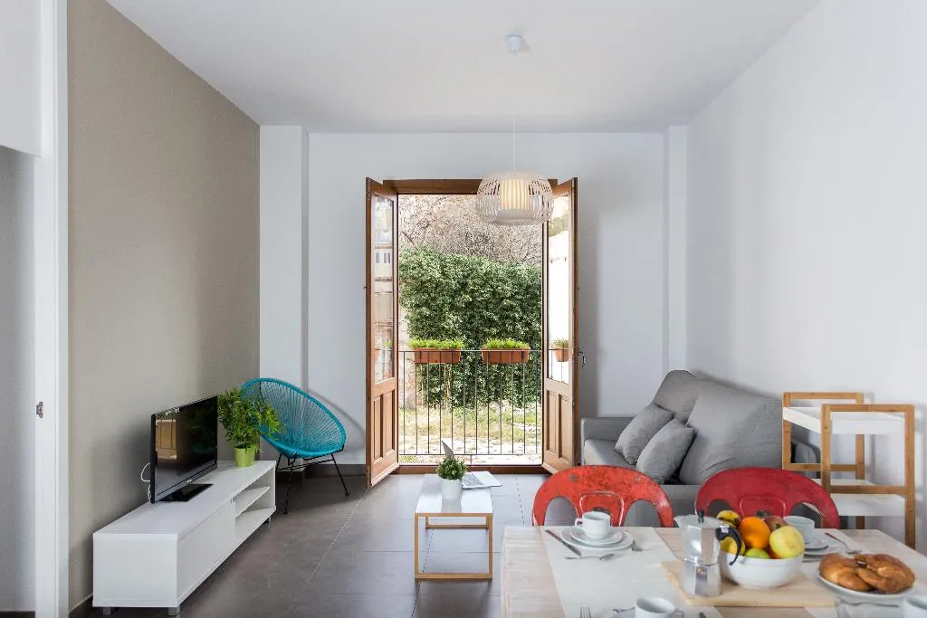 APARTMENT CAPACITY 3 ONE BEDROOM Room, Valencia Centre Torres de Quart, Valencia