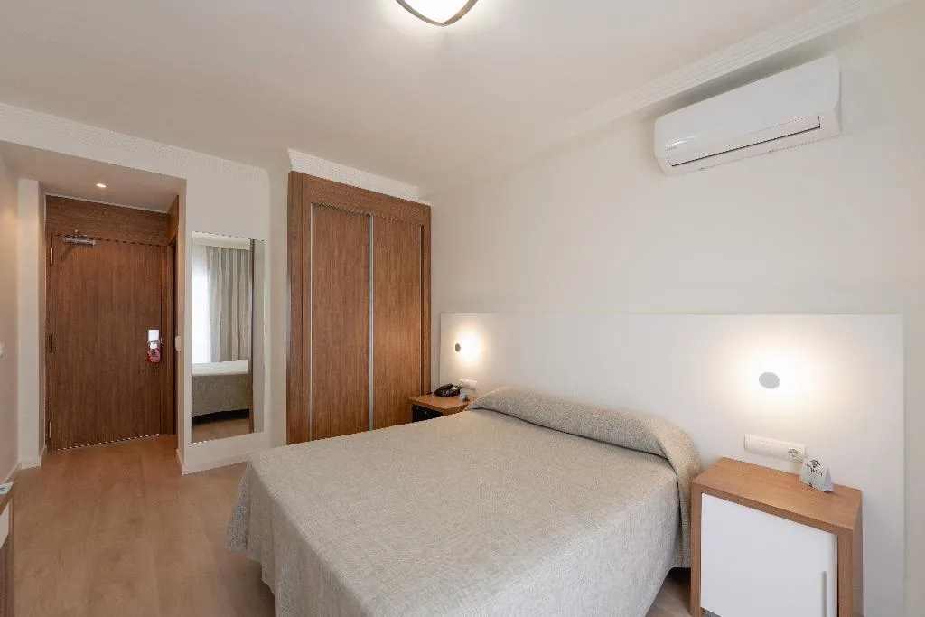 SINGLE STANDARD Room, RH Riviera-Only Adults, Valencia