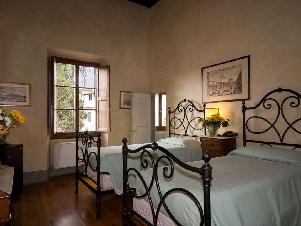 Room, Loggiato Dei Serviti, Florence