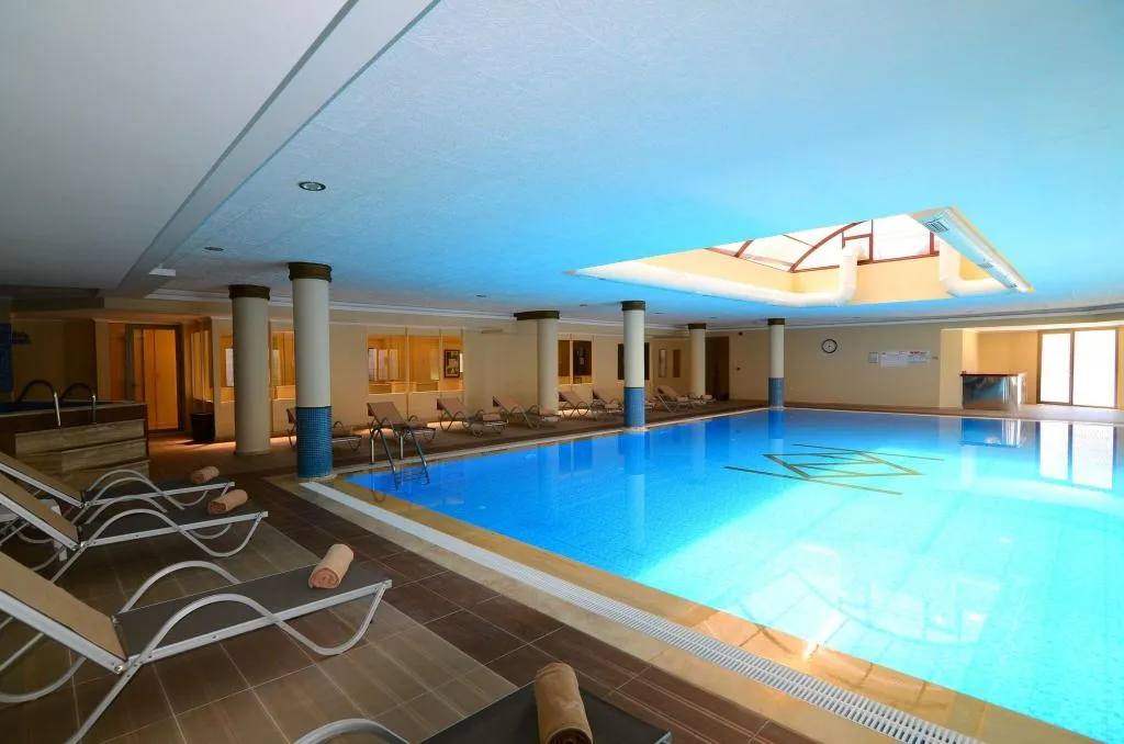 Pool, Azka, Bodrum