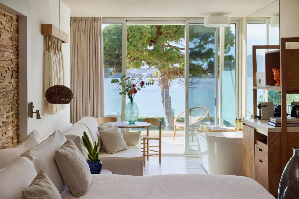 JUNIOR SUITE SEA VIEW Room, ME Ibiza, Ibiza