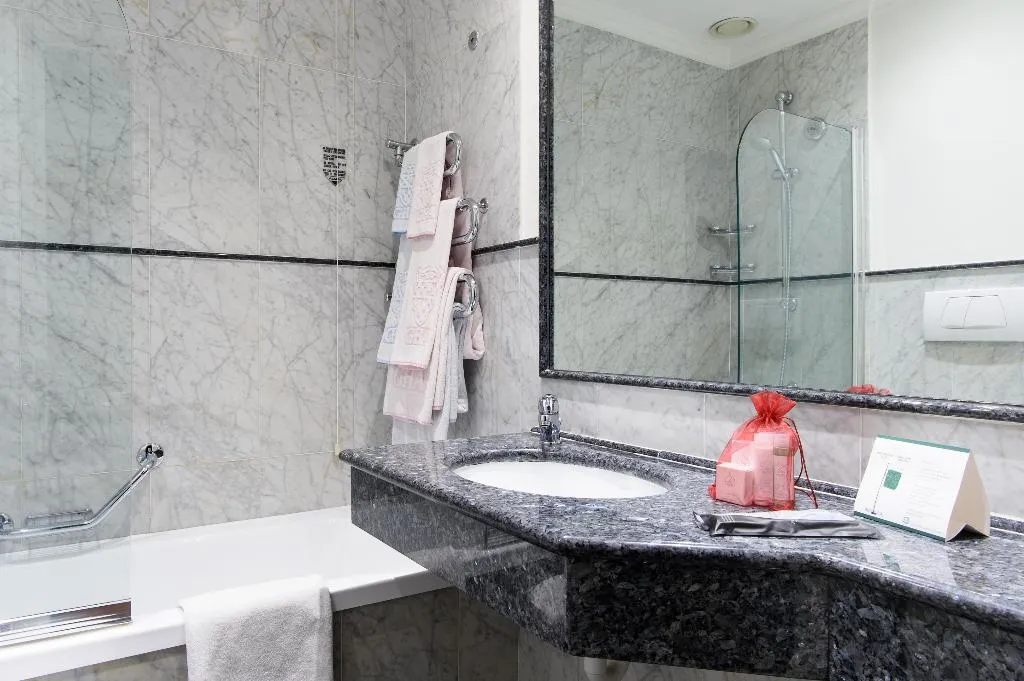 DOUBLE PREMIUM Room, Grand Hotel Adriatico, Florence