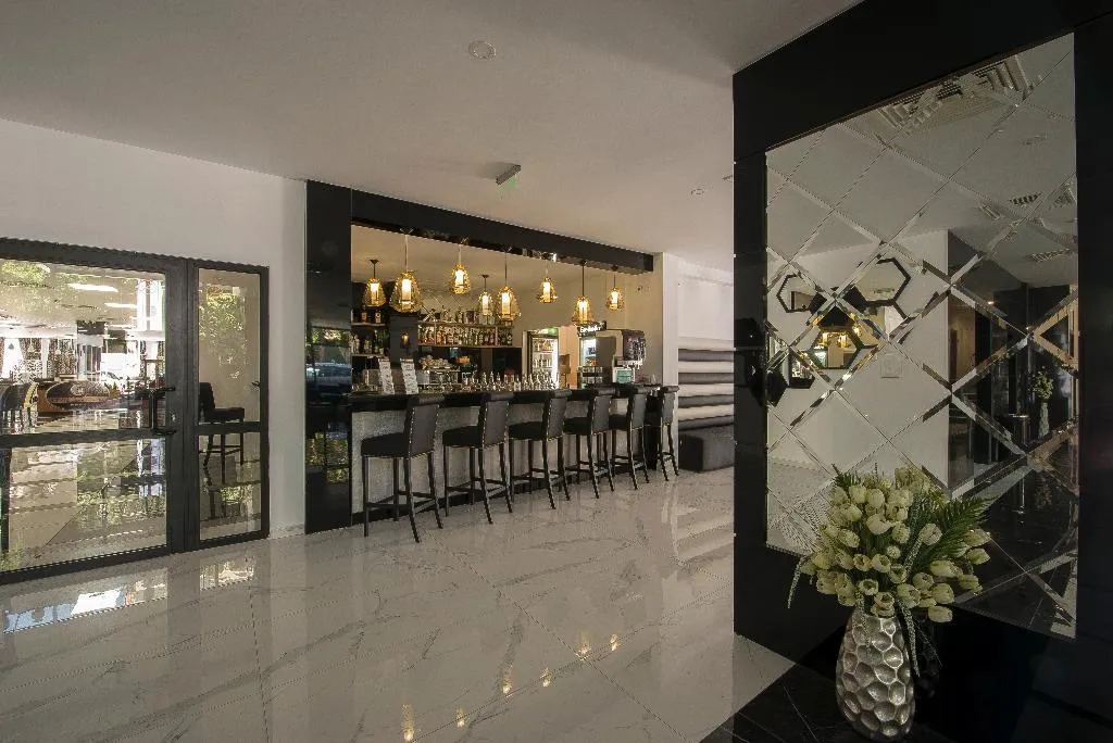 Bar, Prestige Deluxe Hotel Aquapark Club, Varna