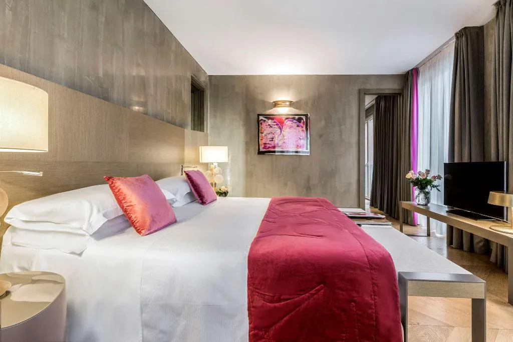 Room, Rosa Grand Milano - Starhotels Collezione, Milan