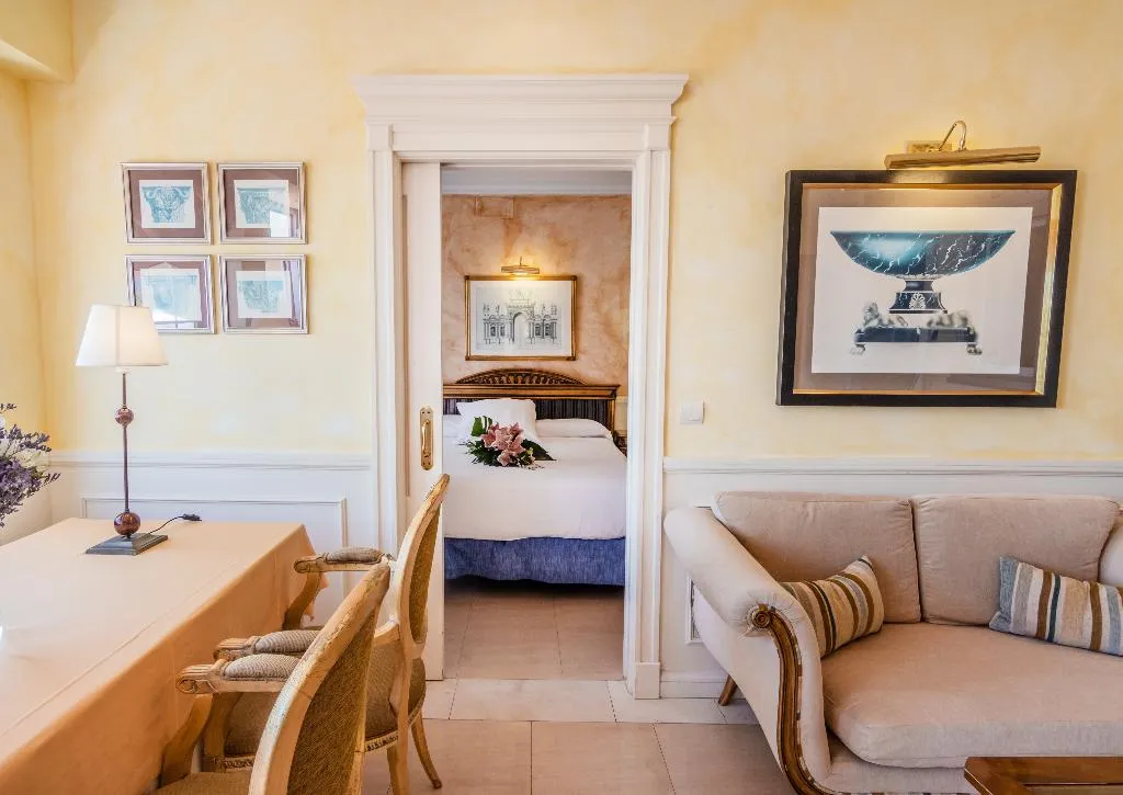 APARTMENT ONE BEDROOM Room, Guadalpin Suites, Costa Del Sol