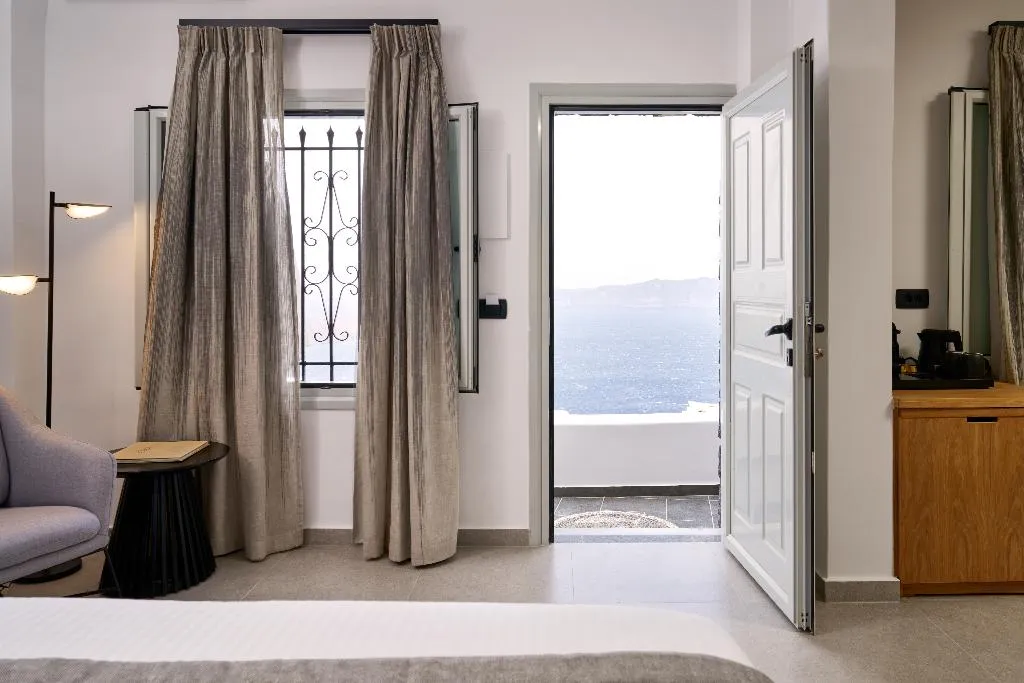 DOUBLE SUPERIOR SEA VIEW Room, Agali Houses, Santorini