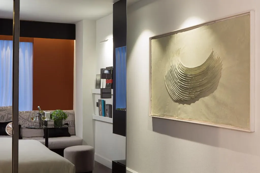DOUBLE SUPERIOR Room, The Pavilions Madrid, Madrid