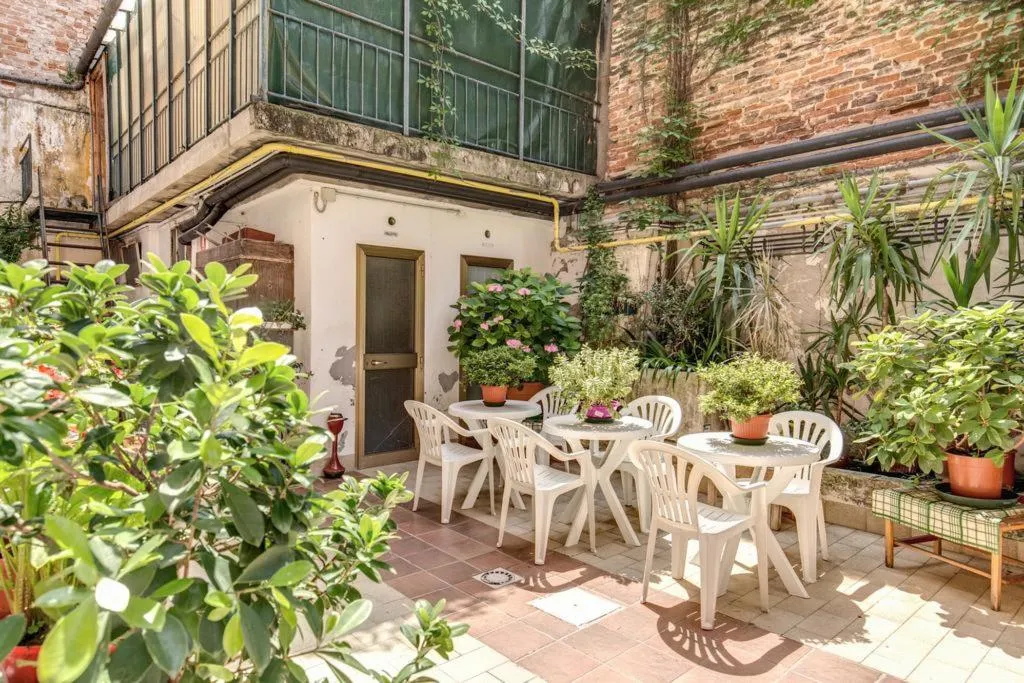 Terrace, Venice Maggior Consiglio, Venice