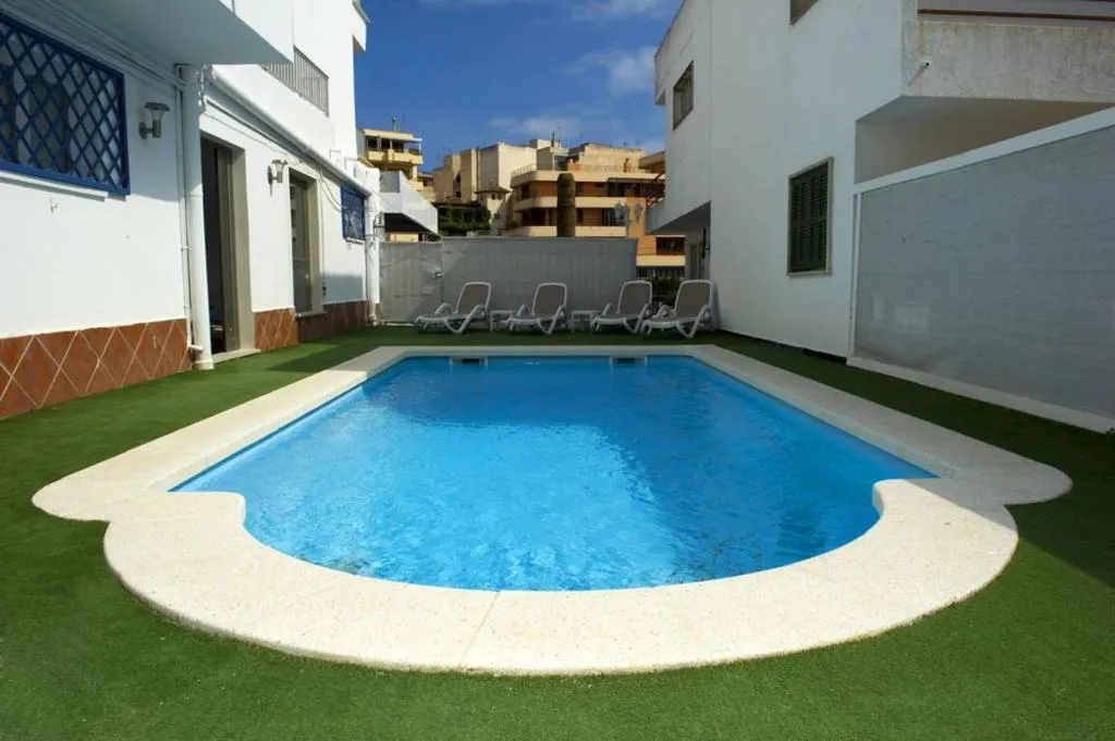 Pool, Es Nautico Suites, Majorca