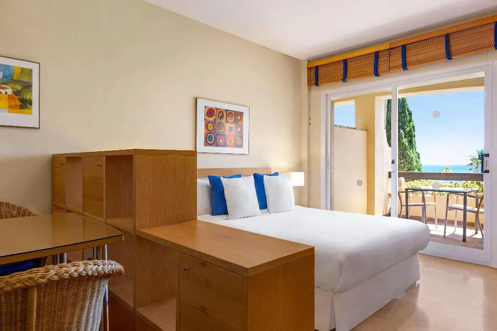 JUNIOR SUITE DELUXE Room, Wyndham Grand Costa del Sol, Costa Del Sol