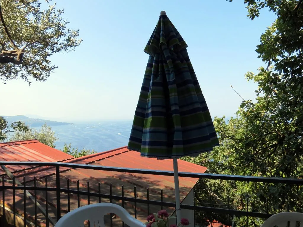 CHALET SEA VIEW CAPACITY 2 Room, Baia Serena, Naples