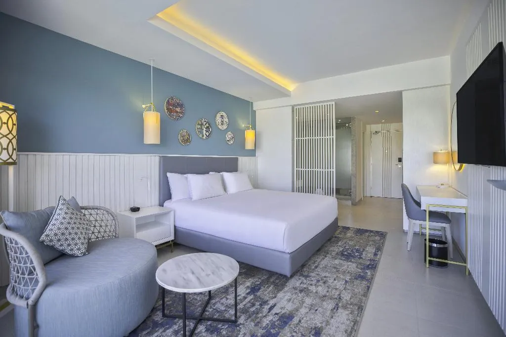 DOUBLE GUEST ROOM KING BED Room, Hilton Skanes Monastir Beach Resort, Tunisia