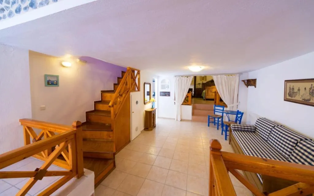 Room, Canava Santino, Santorini