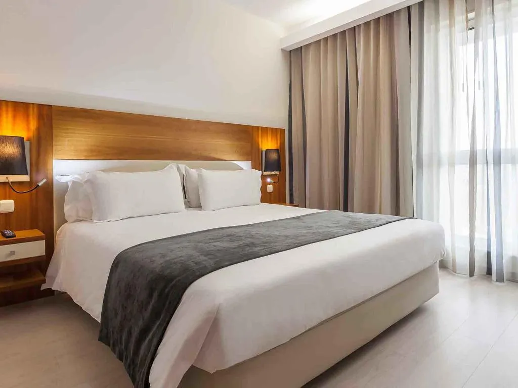 Room, Mercure Lisboa Hotel, Lisbon
