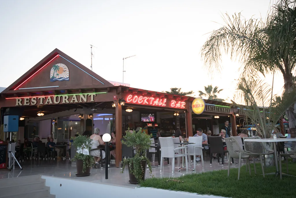 Bar, Loutsiana Hotel & Apartments, Cyprus
