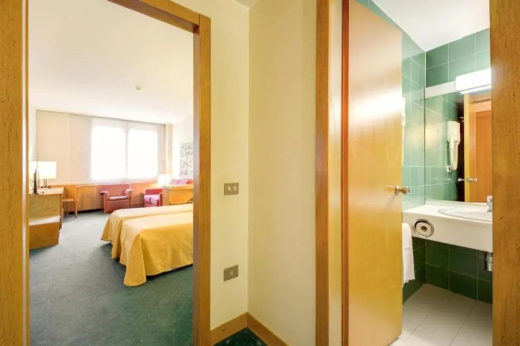 SINGLE STANDARD Room, Galileo Milano, Milan