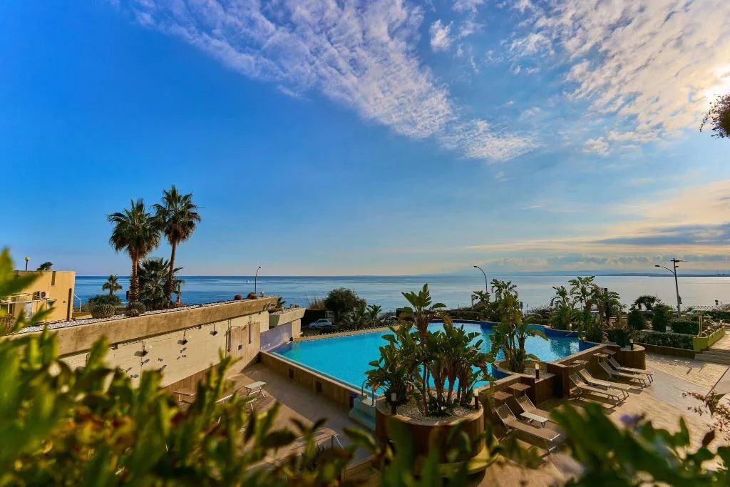 Pool, Four Points by Sheraton Catania Hotel & Conference, Catania