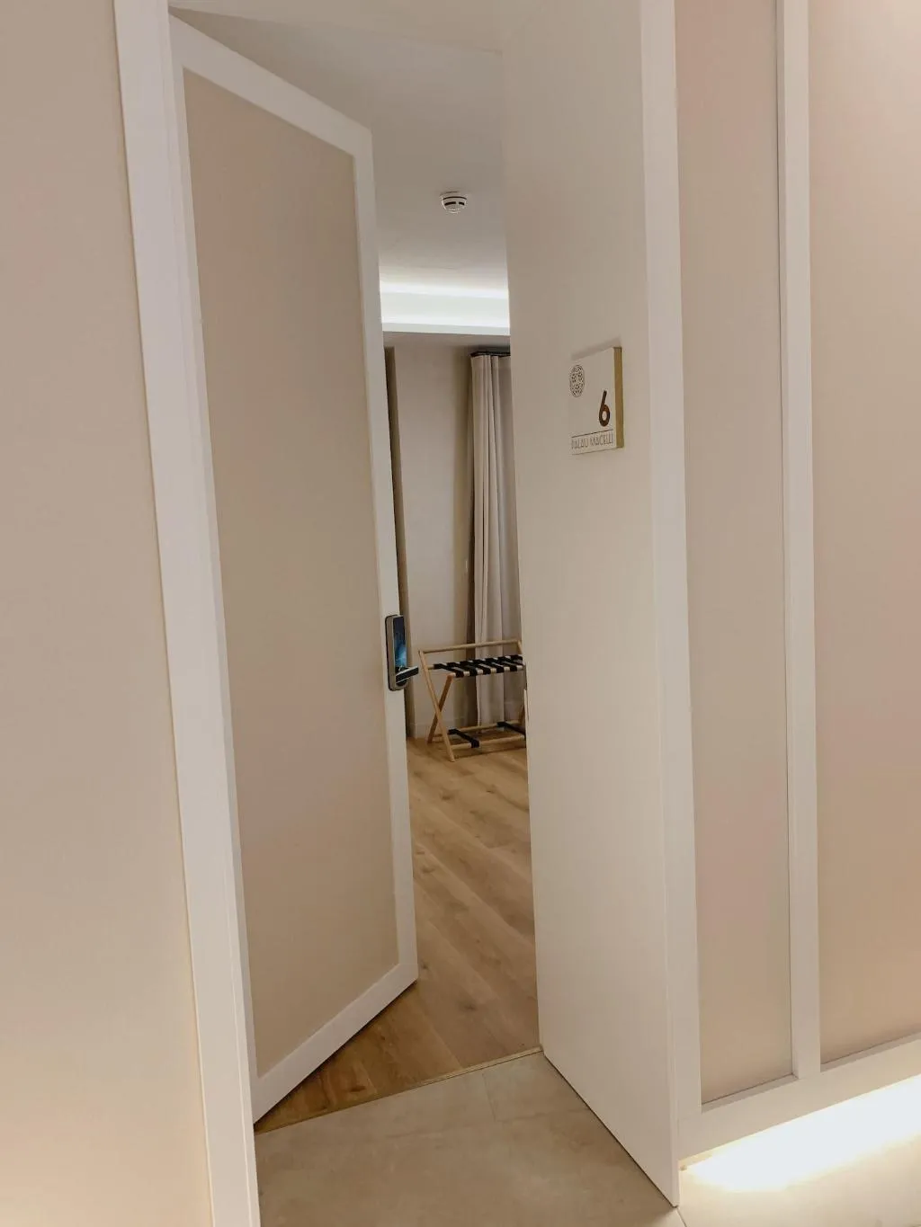 Room, Palau Macelli, Costa Brava