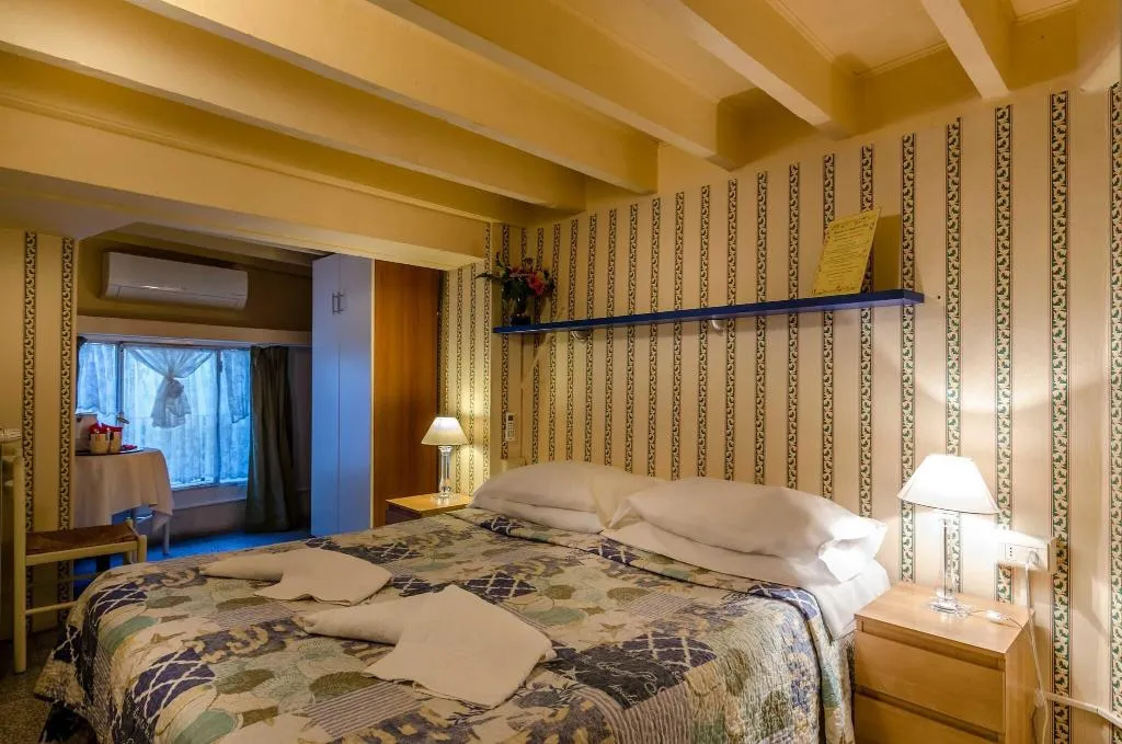 Room, Il Pitti Soggiorno, Florence