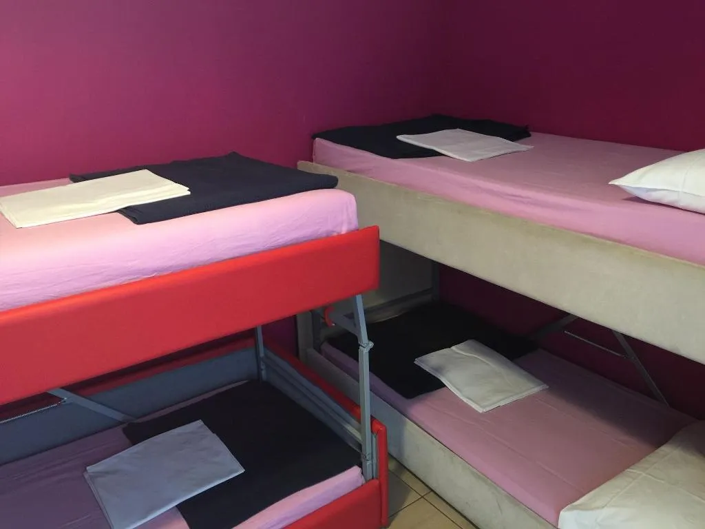 Room, Rome City Hostel, Rome