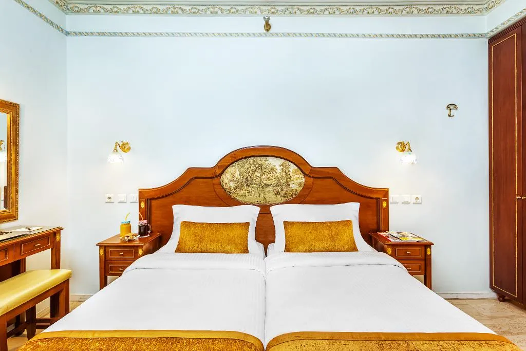 TWIN CITY VIEW Room, Imperial Palace | Classical Hotel Thessaloniki, Halkidiki
