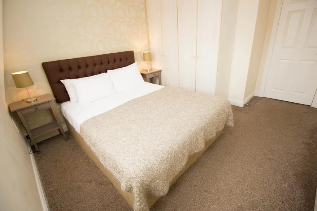 APARTMENT THREE BEDROOMS Room, Drury Court Hotel, Dublin