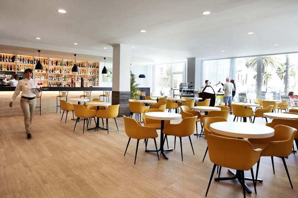 Bar, Hotel Las Arenas Affiliated by Meliá, Costa Del Sol