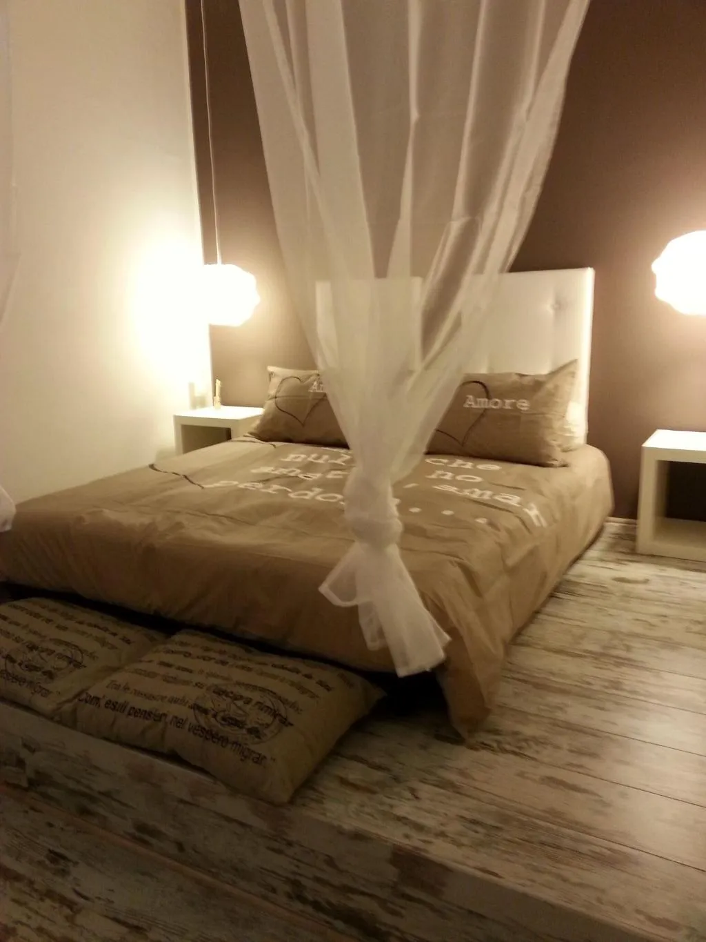 Room, Appia Avenue 639, Naples