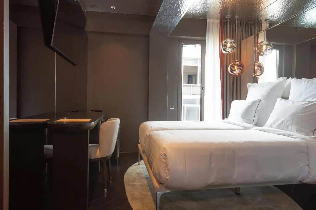 Room, Adia Aluma Athens, Curio Collection, Athens