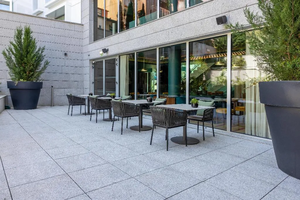 General view, Cenica Porto Hotel, Curio Collection By Hilton, Porto