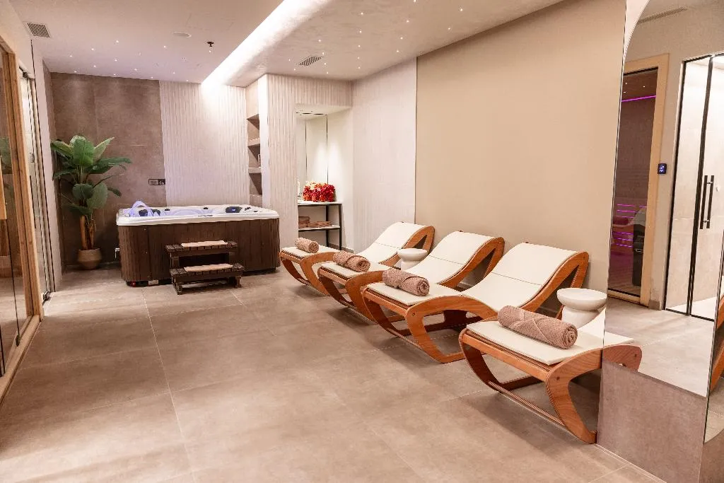 Sports and Entertainment, Grand Duka Hotel & Spa, Durres