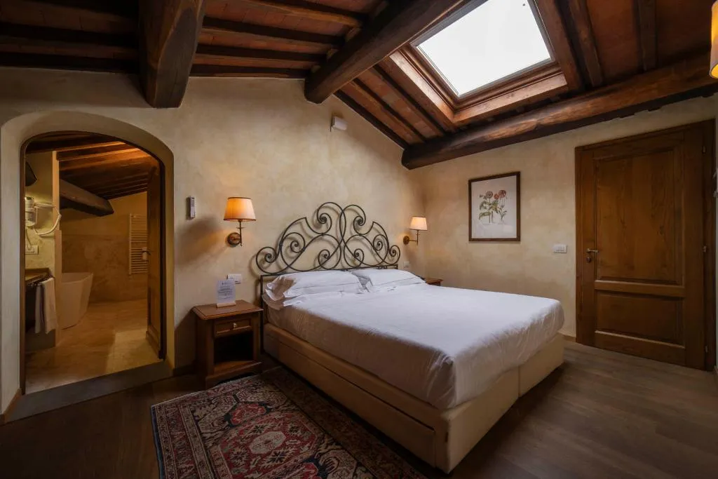 JUNIOR SUITE STANDARD Room, Palazzo San Niccolo, Florence