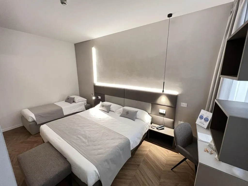 TRIPLE SUPERIOR Room, Hotel Al Vivit, Venice