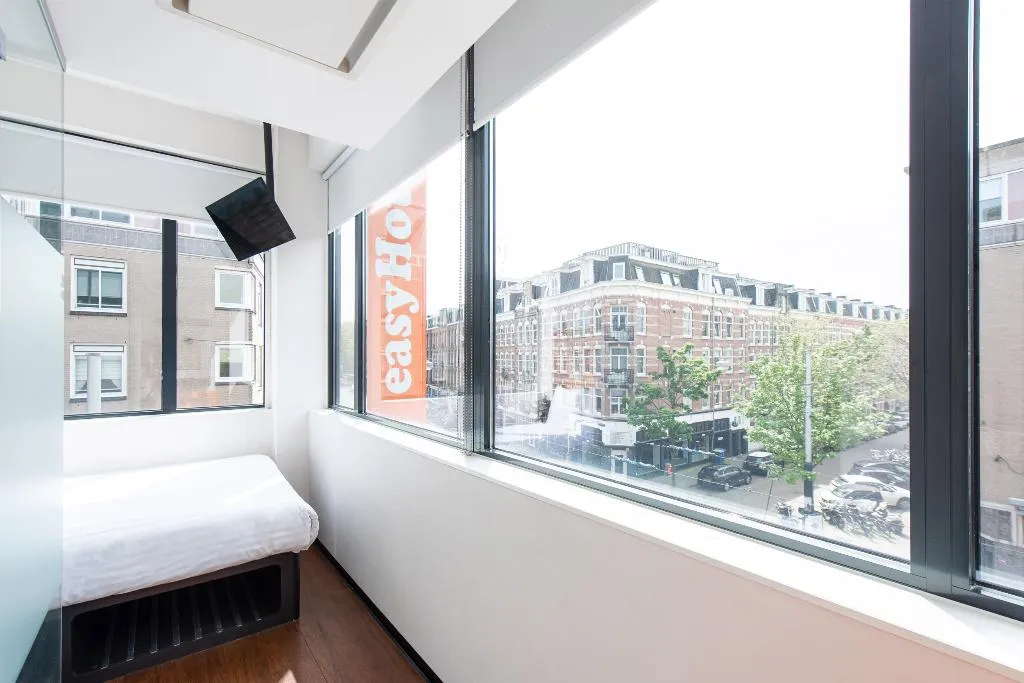 General view, easyHotel Amsterdam City Centre South, Amsterdam