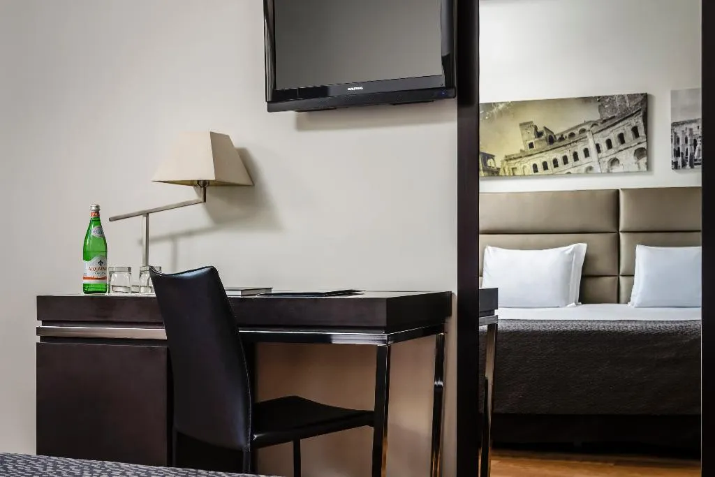 Room, Eurostars Roma Aeterna, Naples