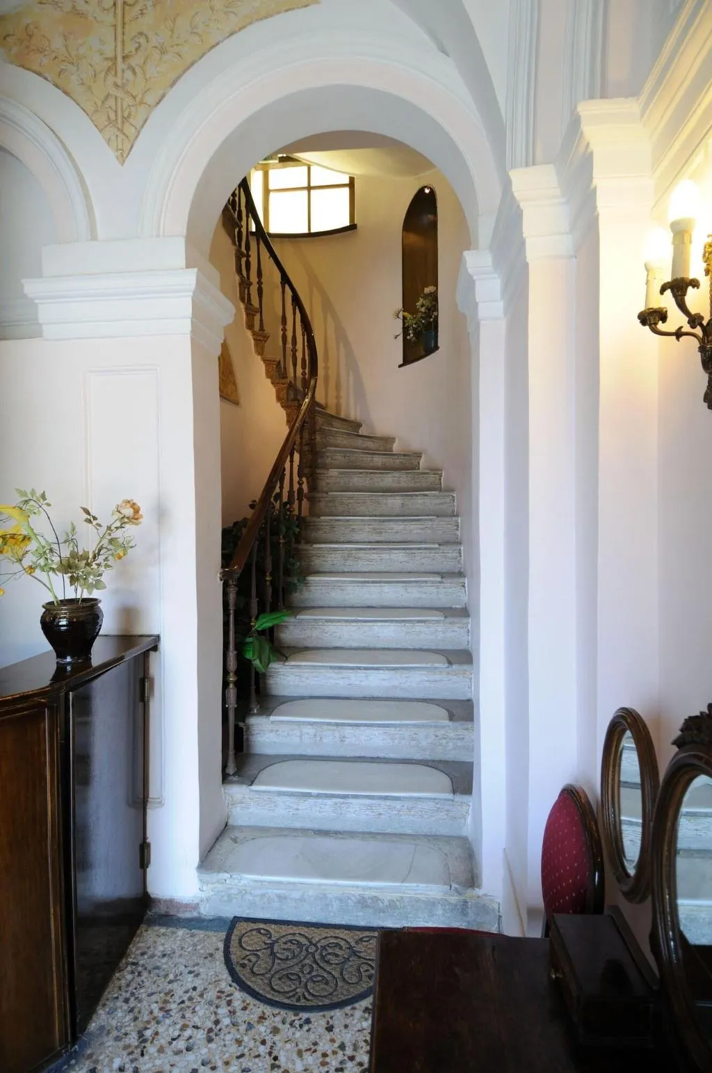 Lobby, Kostantinoupolis, Corfu